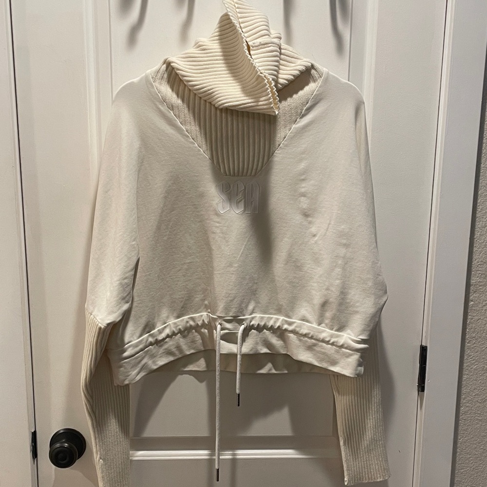 Varley cropped sweatshirt in cream